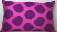 Ikat Pillow ( 40 X 60 Cm )