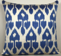 Ikat Pillow ( 50 X 50 Cm )