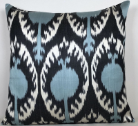 Ikat Pillow ( 50 X50 Cm )