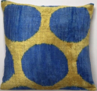 Velvet Pillow ( 40 X 40 Cm )