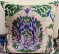 Velvet Pillow ( 50 X 50 Cm )