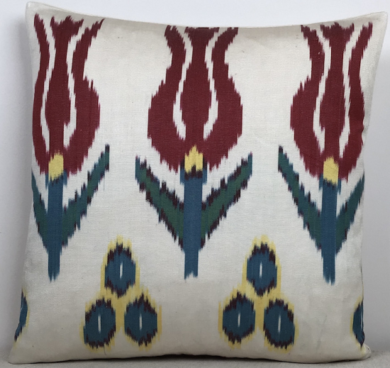 Ikat Pillow ( 40 X 40 Cm )