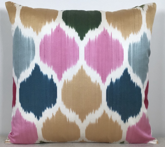 Ikat Pillow ( 40 X 40 Cm )