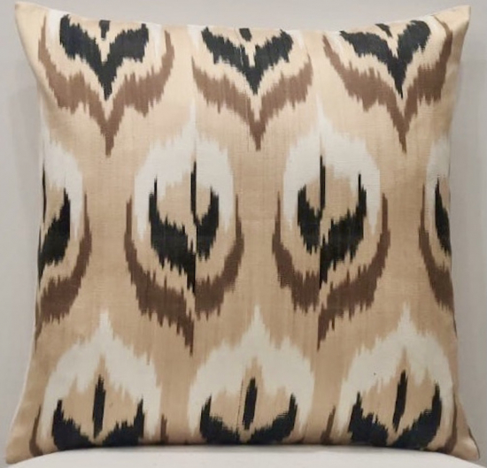 Ikat Pillow ( 40 X 40 Cm )