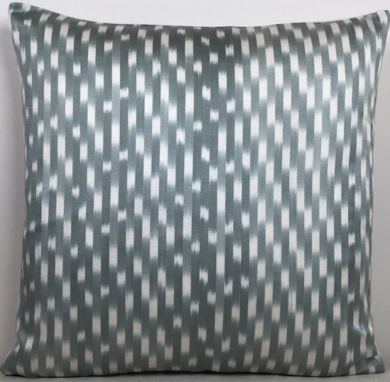 Ikat Pillow ( 40 X 40 Cm )