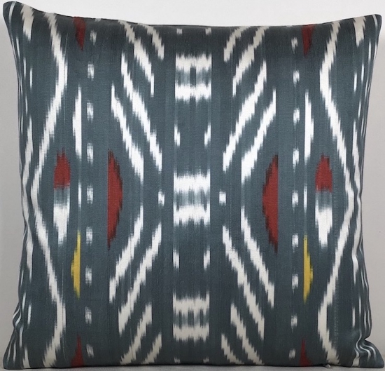 Ikat Pillow ( 40 X 40 Cm )