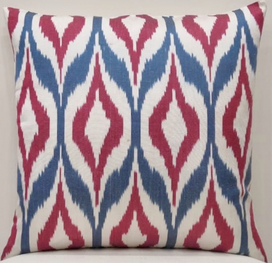 Ikat Pillow ( 40 X 40 Cm )