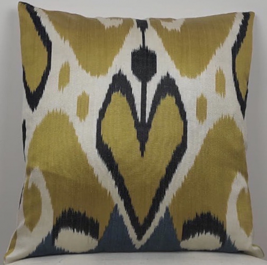 Ikat Pillow ( 40 X 40 Cm )