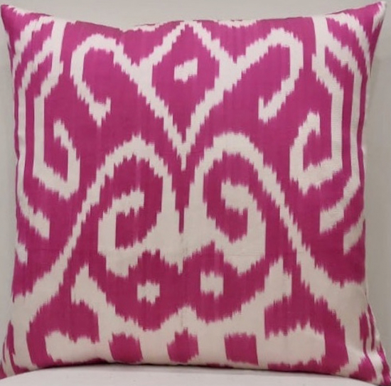 Ikat Pillow ( 40 X 40 Cm )