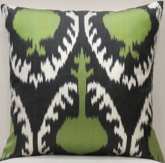 Ikat Pillow ( 40 X 40 Cm )