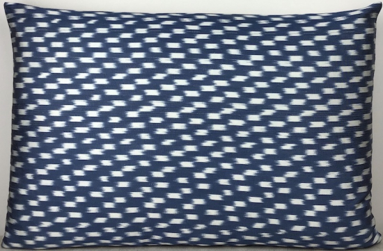 Ikat Pillow ( 40 X 60 Cm )