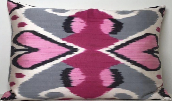 Ikat Pillow ( 40 X 60 Cm )