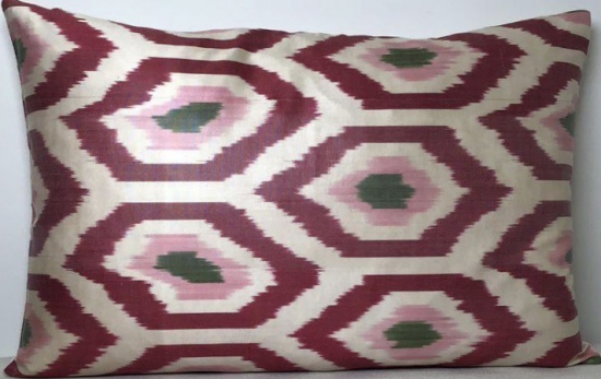 Ikat Pillow ( 40 X 60 Cm )