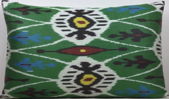 Ikat Pillow ( 40 X 60 Cm )