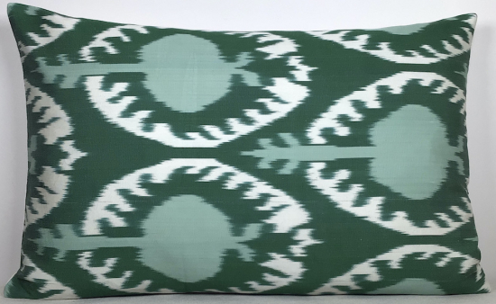 Ikat Pillow ( 40 X 60 Cm )