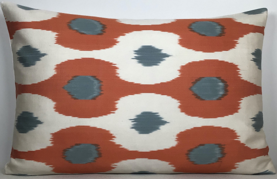 Ikat Pillow ( 40 X 60 Cm )