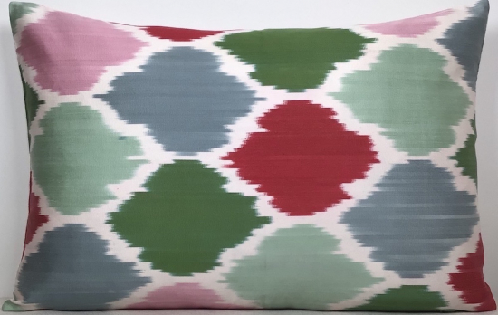 Ikat Pillow ( 40 X 60 Cm )