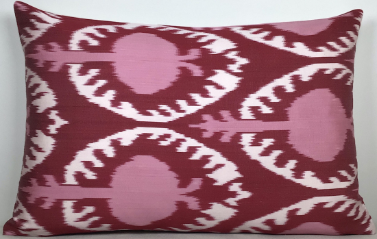 Ikat Pillow ( 40 X 60 Cm )