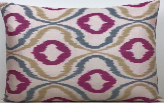 Ikat Pillow ( 40 X 60 Cm )