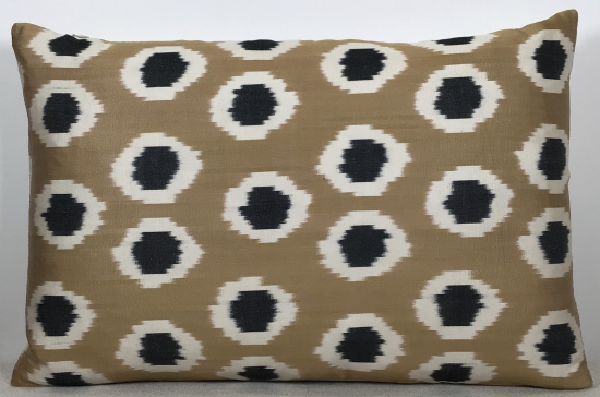 Ikat Pillow ( 40 X 60 Cm )