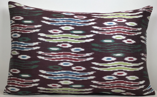 Ikat Pillow ( 40 X 60 Cm )