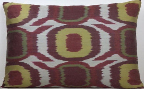 Ikat Pillow ( 40 X 60 Cm )