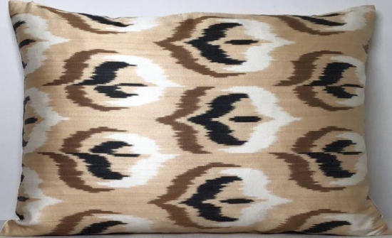 Ikat Pillow ( 40 X 60 Cm )