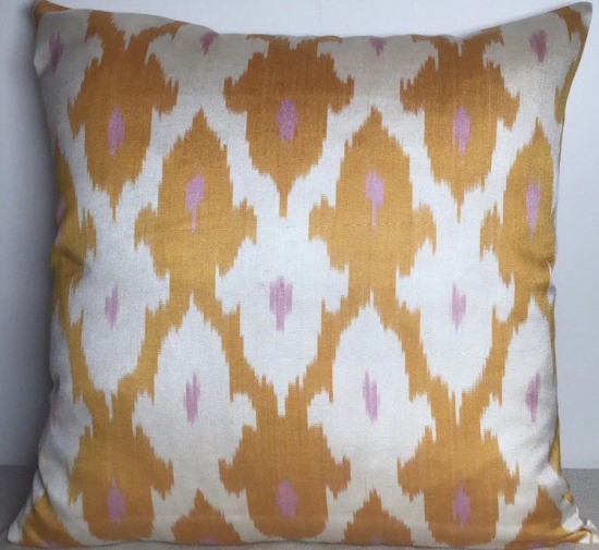 Ikat Pillow ( 50 X 50 Cm )