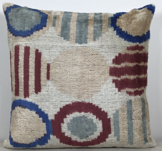 Velvet Pillow ( 40 X 40 Cm )