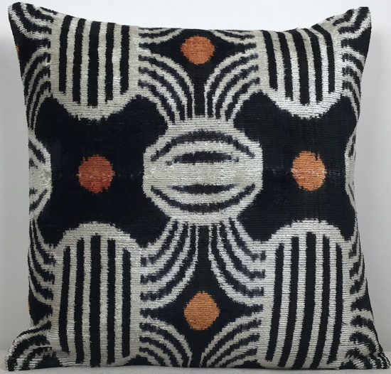 Velvet Pillow ( 40 X 40 Cm )