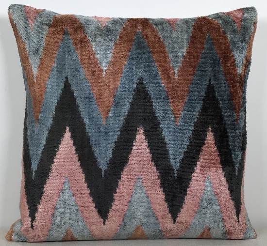 Velvet Pillow ( 40 X 40 Cm )