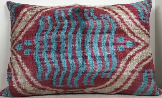 Velvet Pillow ( 40 X 60 Cm )