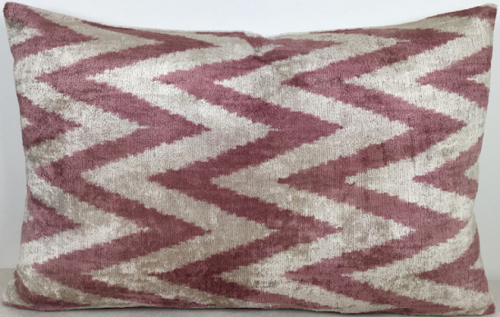 Velvet Pillow ( 40 X 60 Cm )