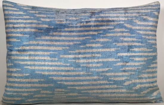 Velvet Pillow ( 40 X 60 Cm )