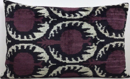 Velvet Pillow ( 40 X 60 Cm )