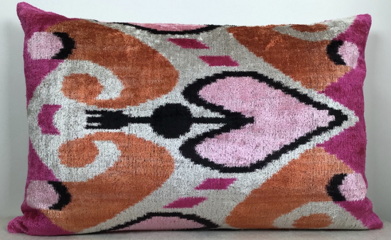 Velvet Pillow ( 40 X 60 Cm )