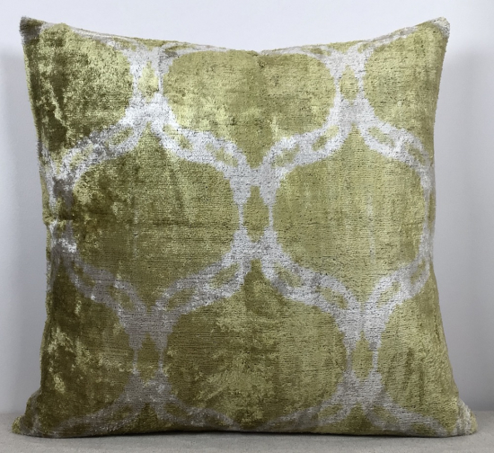 Velvet Pillow ( 50 X 50 Cm )