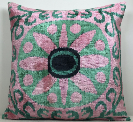 Velvet Pillow ( 50 X 50 Cm )