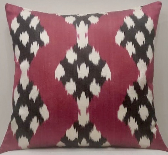 Ikat Pillow ( 40 X 40 Cm )