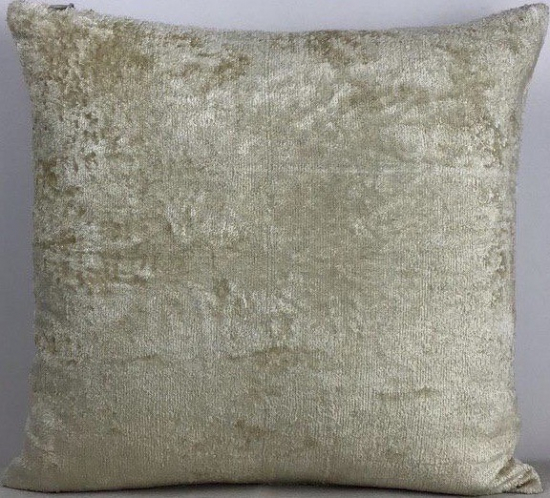 Velvet Pillow ( 40 X 40 Cm )