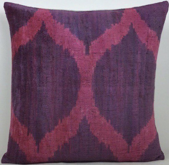 Velvet Pillow ( 40 X 40 Cm )