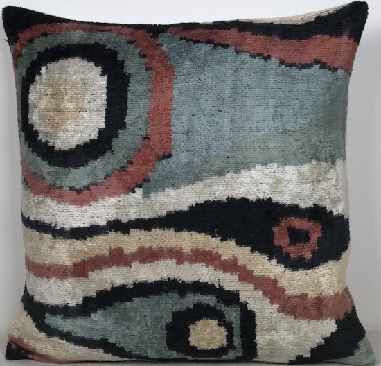 Velvet Pillow ( 40 X 40 Cm )