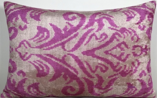 Velvet Pillow ( 40 X 60 Cm )