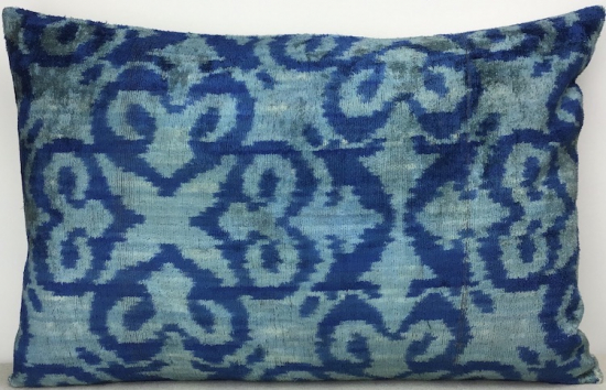 Velvet Pillow ( 40 X 60 Cm )