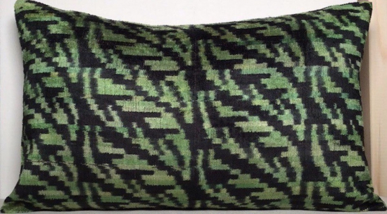 Velvet Pillow ( 40 X 60 Cm )