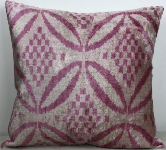 Velvet Pillow ( 50 X 50 Cm )