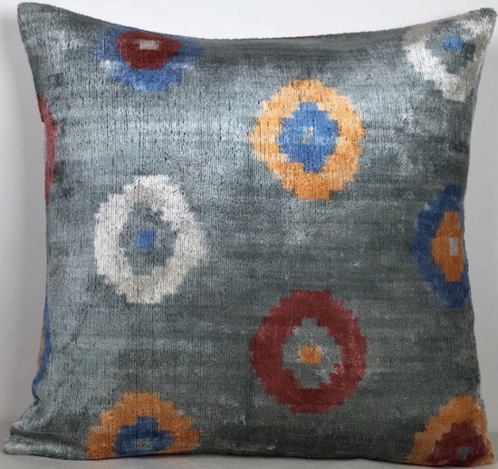 Velvet Pillow ( 50 X 50 Cm )