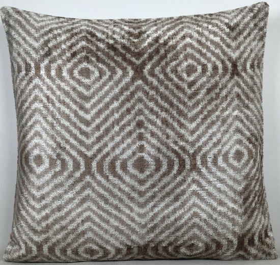 Velvet Pillow ( 50 X 50 Cm )