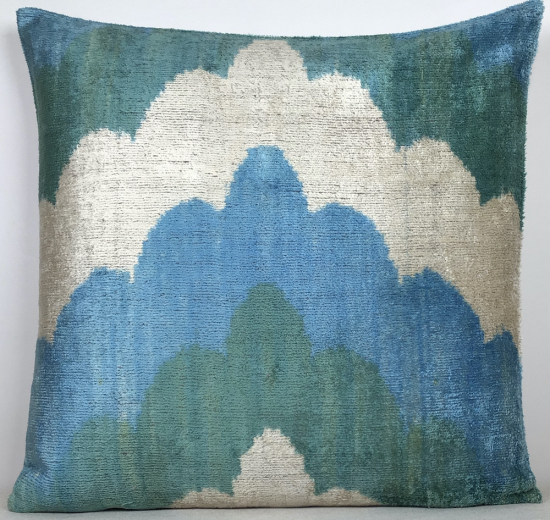 Velvet Pillow ( 50 X 50 Cm )