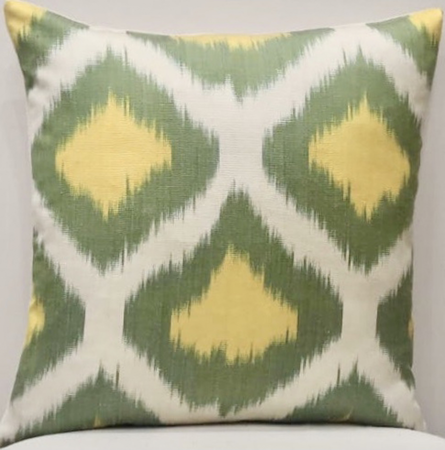 Ikat Pillow ( 40 X 40 Cm )